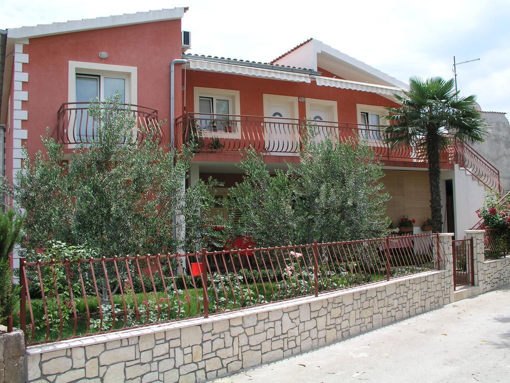 Apartments Salamun Biograd Na Moru Exterior photo